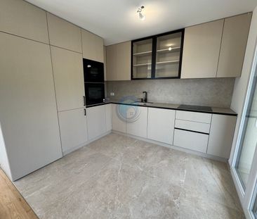 APPARTEMENT DE 2,5 PIÈCES EN ATTIQUE AVEC VUE PANORAMIQUE SUR LE LAC - Foto 6