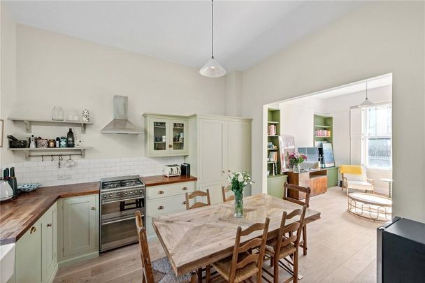 3 bedroom apartment to rent - Photo 1