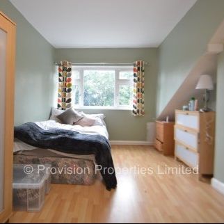 6 Bedroom Student Houses in Woodhouse - Photo 1