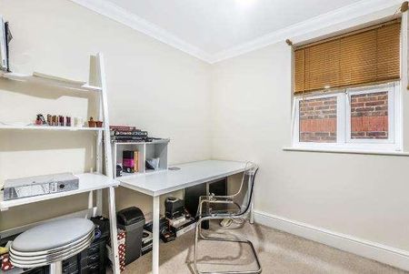 Knaphill, Woking, GU21 - Photo 4