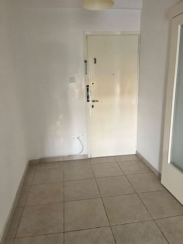 Διαμέρισμα για ενοικίαση Κέντρο (Καλλιθέα) - Φωτογραφία 2