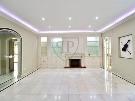 3 room luxury Apartment for rent in Cascais, Lisbon - Photo 2