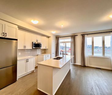 For Lease - 305 Clearpath Private, Kanata, Ontario - Photo 5