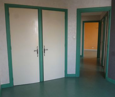 Location Appartement 2 pièces 50m² - Photo 2