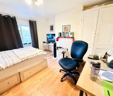6 Bed Semi-Detached House, Carlisle Avenue, W3 - Photo 3