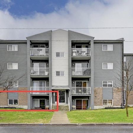 Chambre dans un Condo 5 1/2 - Photo 4