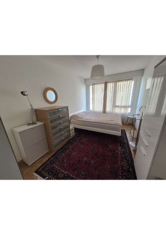 Proche Jonction : 4 pièces avec balcon - Photo 3