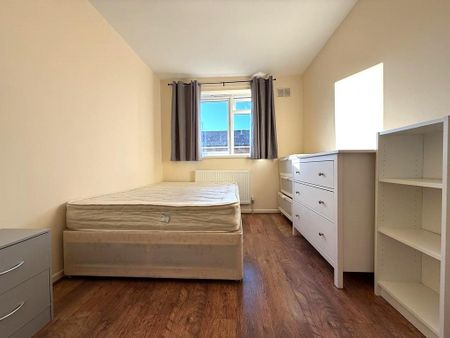 4 bedroom terraced house to rent - Photo 4