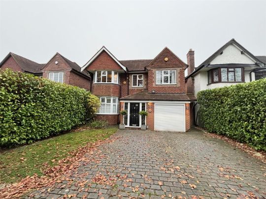 Warwick Road, Solihull - Photo 1