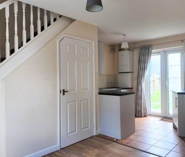 2 bedroom terraced house to rent - Photo 4