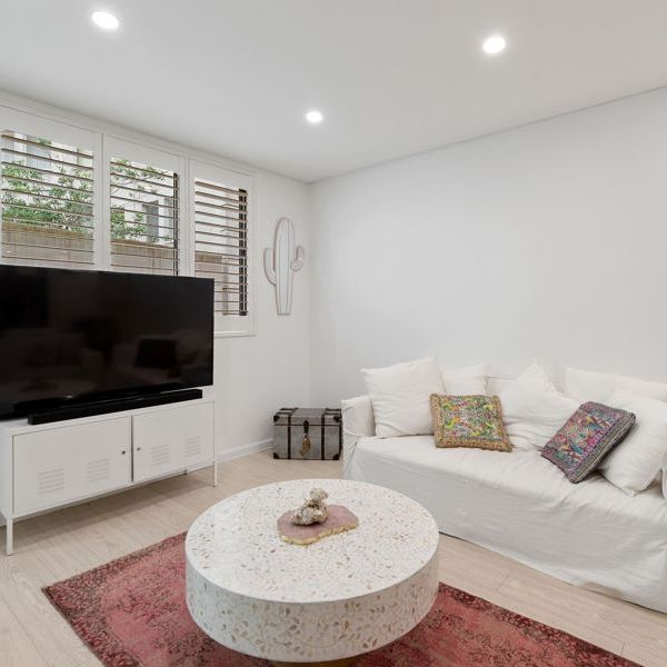 8/238-242 William Street, Potts Point NSW 2011 - Apartment For Rent | Domain - Photo 1