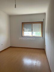 Apartment 2 bedrooms for rent Braga - 4th floor, parking space, garage, balcony - Photo 1
