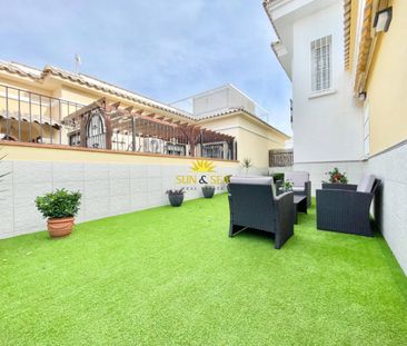 3-BEDROOM SEMI-DETACHED HOUSE - TORREVIEJA - Photo 3