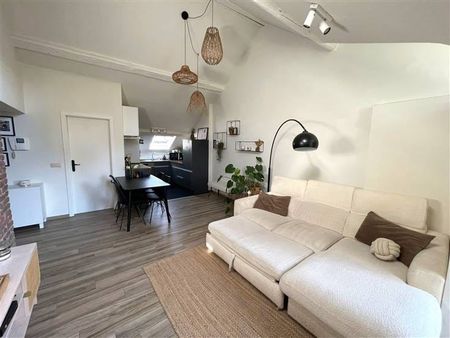 Appartement te huur - Foto 2