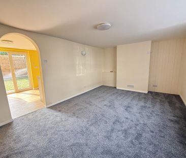 3 bedroom semi-detached house to rent - Photo 6