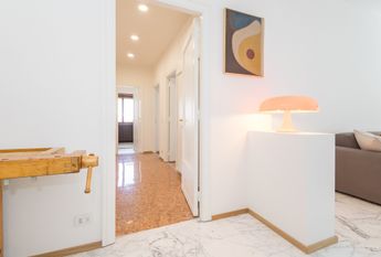Quadrilocale o più in Via Muggia, Roma
