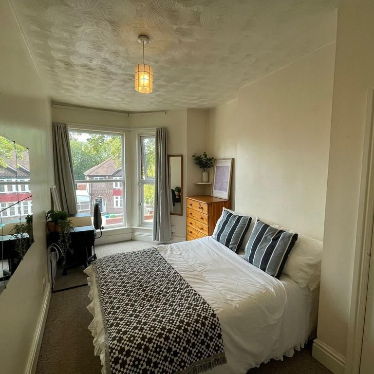 7 bedroom house to rent - Photo 1