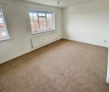 3 bedroom detached house to rent - Photo 4