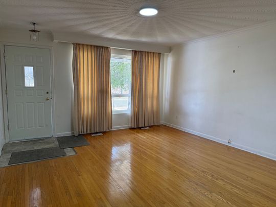 For Lease - 18 Harper Road Unit# (Upper), Brampton, Ontario - Photo 1