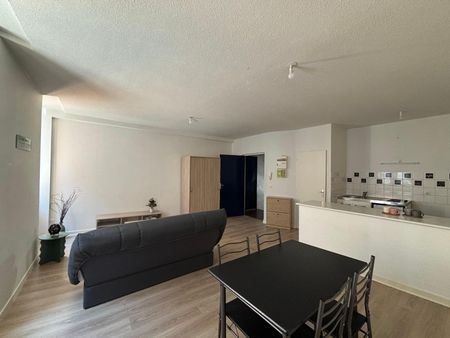 Location Appartement 1 pièce 36m² VALENCE 26000 - Photo 5