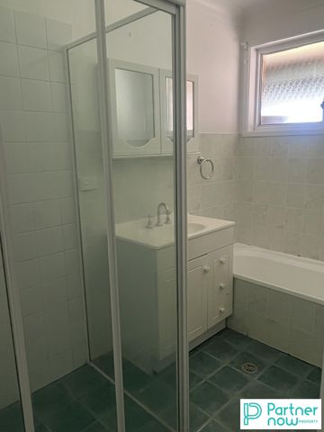 67 Warral Road, TAMWORTH NSW 2340 - Photo 4