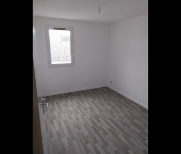 Location Appartement 4 pièces 101 m² Gisors - Photo 1