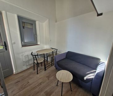 Location Appartement 1 pièce 9m² - Photo 3