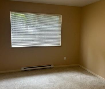 Marshall Grove East – 2BD/2BA - Photo 4