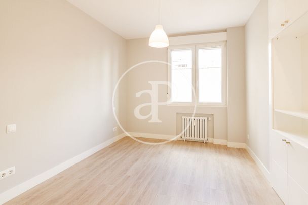 Flat for rent in Castellana (Madrid) - Photo 1