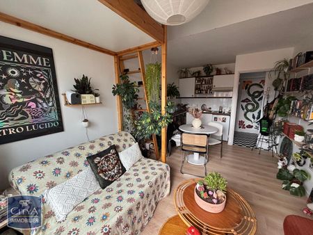 Location Appartement 2 pièces 31m² LA ROCHELLE 17000 - Photo 3