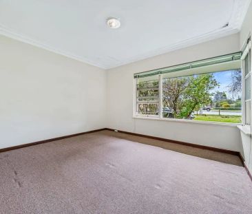 “Powered Workshop” - Photo 5