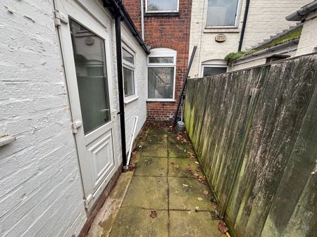 Gladys Road, Smethwick - Photo 5