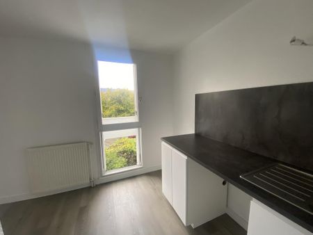 Location Appartement 1 pièce 32m² AIX LES BAINS 73100 - Photo 3