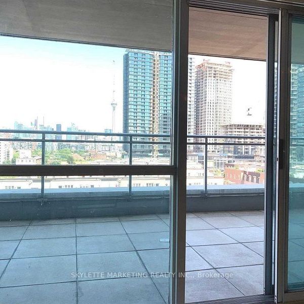 Zip Condos and Lofts , #610 - Photo 1