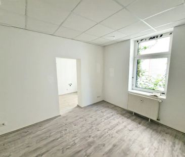 Modernisierte 1,5-Zimmer-Erdgeschosswohnung mit Stil und Komfort - Photo 3