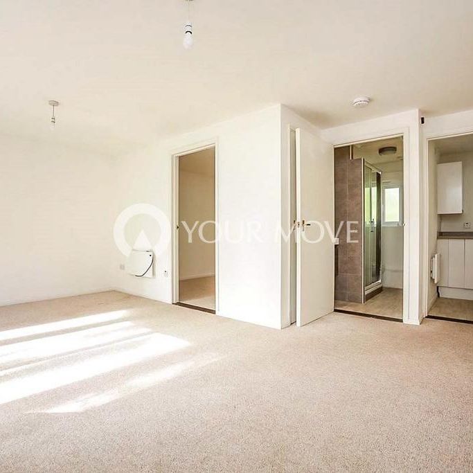 1 bedroom flat to rent - Photo 1