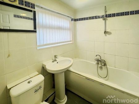 2 bedroom terraced house to rent - Photo 5