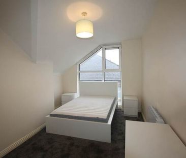 The Moorings, 4/5 Millerd Street - Photo 6