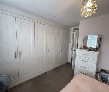 Mackworth Drive, Cimla, Neath - Photo 5