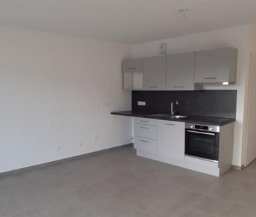 Location Appartement 3 pièces 60m² RUMILLY 74150 - Photo 2