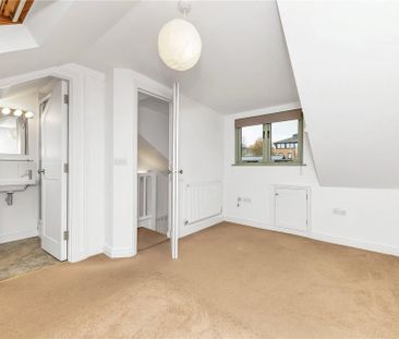 3 bedroom terraced house to rent - Photo 6