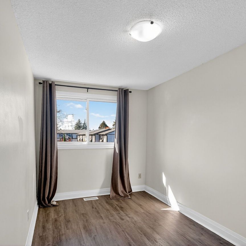 For Lease - 434 Moodie Drive Unit# A, Bells Corners and South to Fallowfield, Ontario - Photo 1