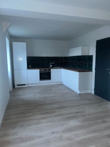 Location Appartement 2 pièces 39m² - Photo 3