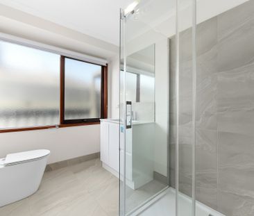 16 Lauren Drive, Hampton Park VIC - Photo 6