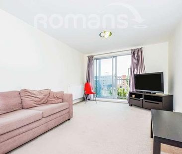 Coombe Way, Farnborough, GU14 - Photo 5