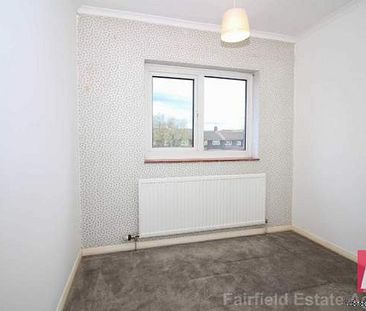 3 bedroom property to rent in Watford - Photo 4