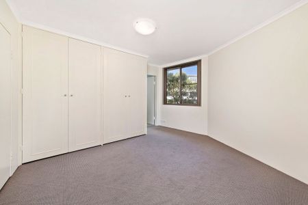 Three Bedroom Apartment in Peaceful Setting - Photo 5