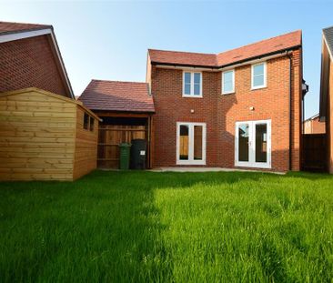 3 bedroom detached house to rent - Photo 6