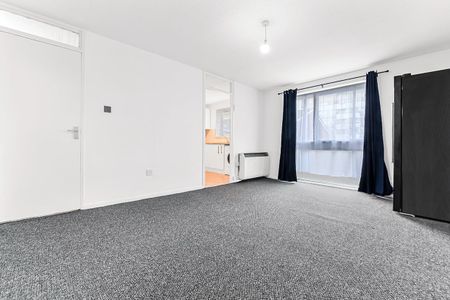 2 Bed Flat, Meads Court, E15 - Photo 5