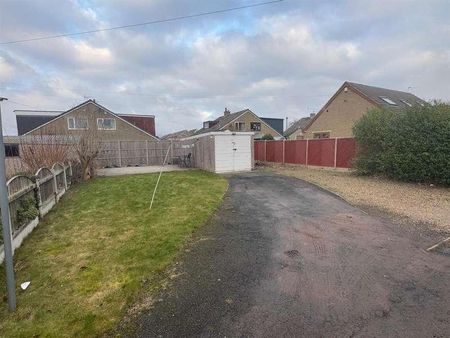 Wyke Lane, Wyke, Bradford, BD12 - Photo 5